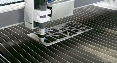 Máquina de corte plasma, ideal desde chapa fina hasta grandes espesores