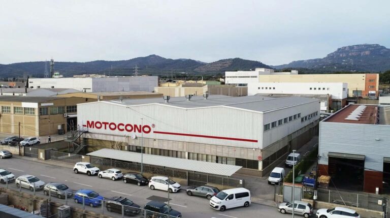 Servicios de montaje, instalación y puesta en marcha de las máquinas Motocono