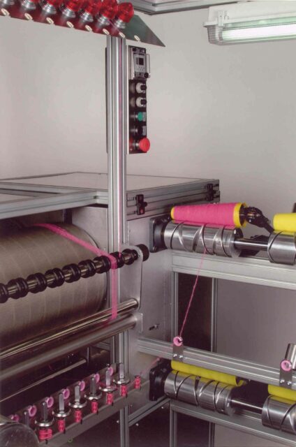 La importancia de las máquinas de perchado textil